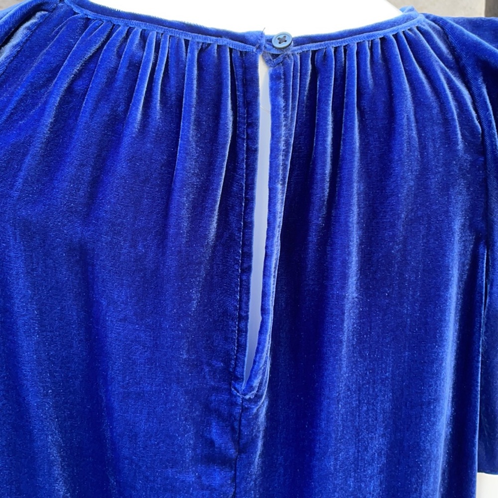 Gap Velvety Flutter Sleeve Top NWT sz S - Picture 3 of 6
